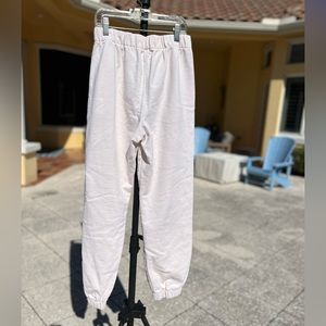 Brandy Melville Rosa Sweatpants EUC in off white